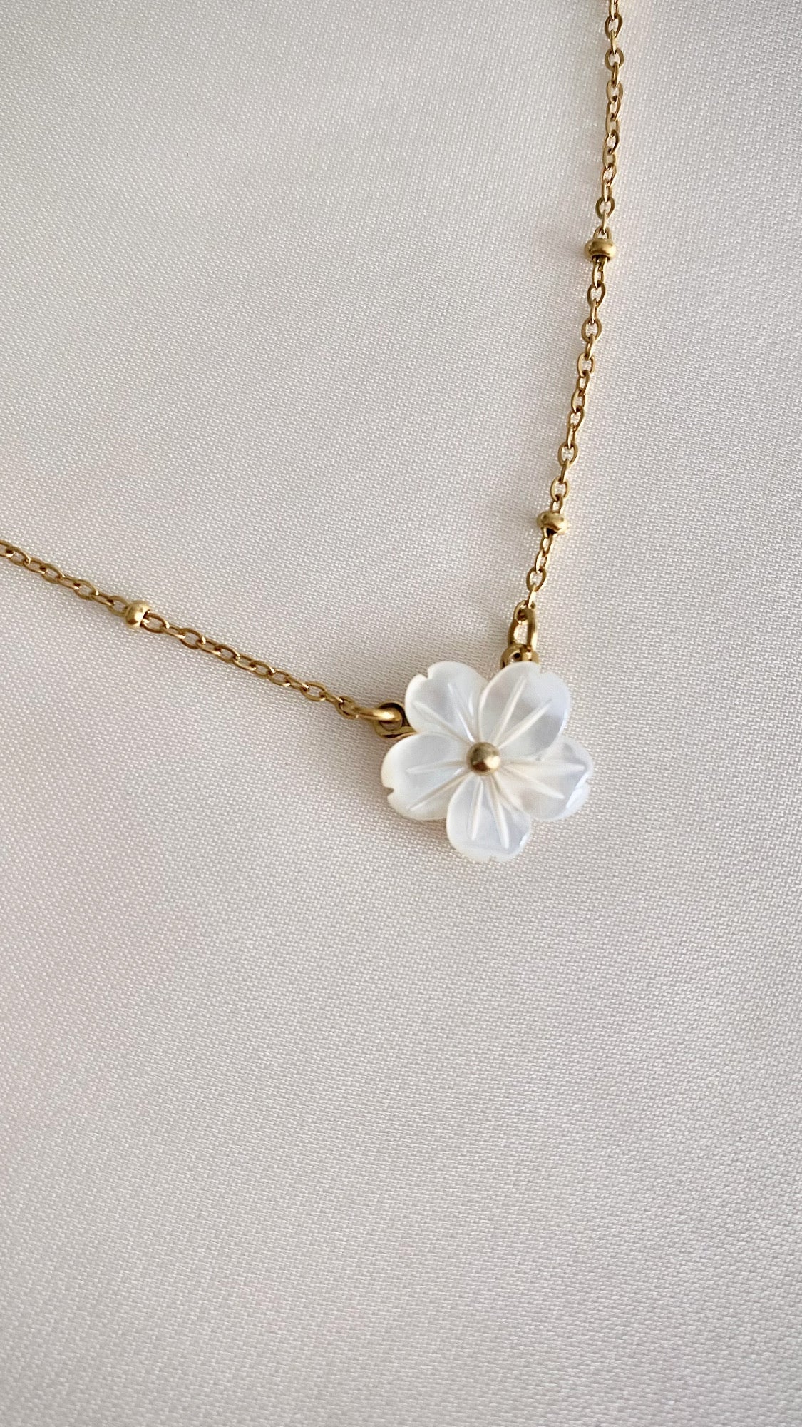 FLORA - COLLIER
