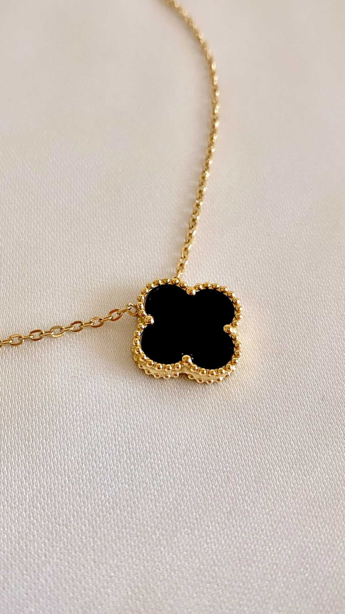 HELENA SINGLE - COLLIER